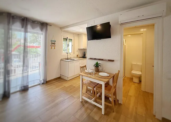 Domuum Holidays - Delfos Appartement