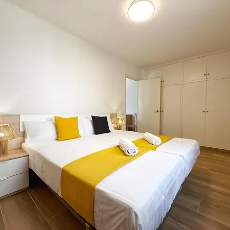 Domuum Holidays - Delfos Apartamento