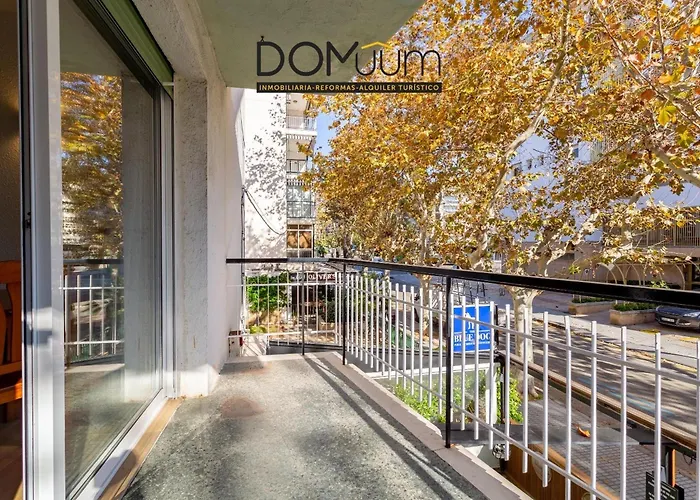 Domuum Holidays - Delfos Salou